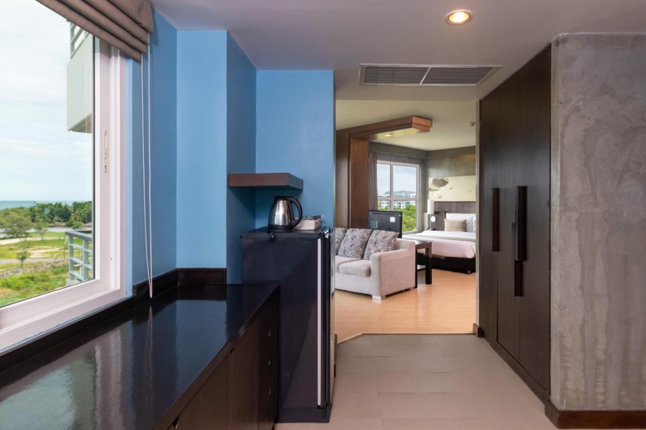 Silathip Huahin Serviced Apartment & Hotel Экстерьер фото