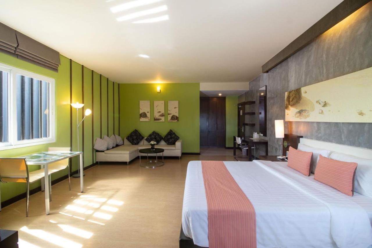 Silathip Huahin Serviced Apartment & Hotel Экстерьер фото