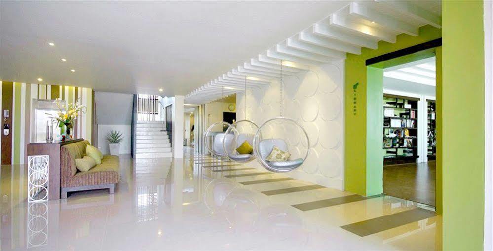 Silathip Huahin Serviced Apartment & Hotel Экстерьер фото