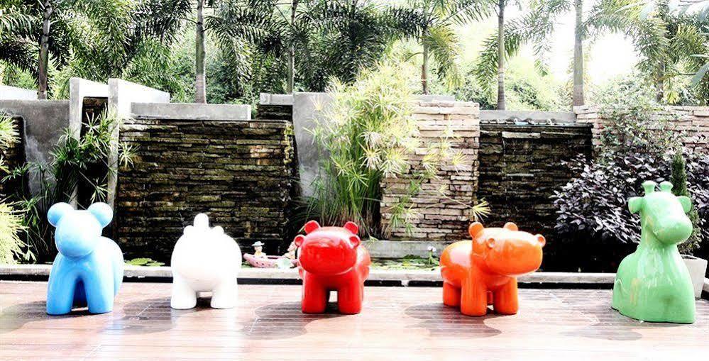 Silathip Huahin Serviced Apartment & Hotel Экстерьер фото